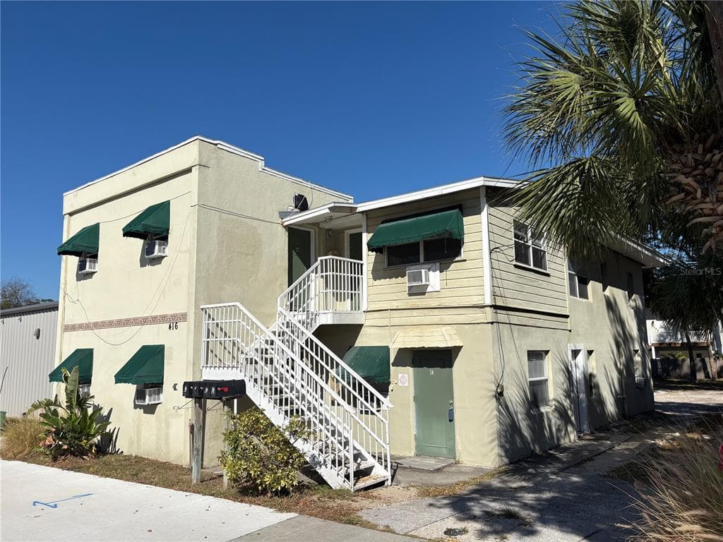416 SKINNER BOULEVARD DUNEDIN, FL 34698