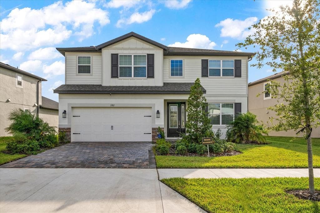 5707 MAYDALE AVENUE WESLEY CHAPEL, FL 33545