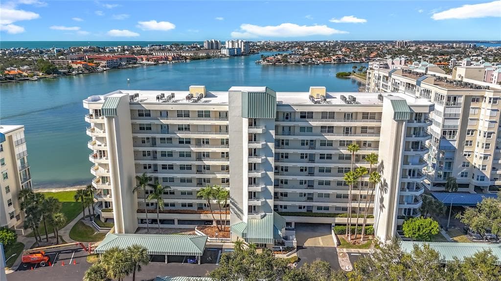 7932 SAILBOAT KEY BOULEVARD S UNIT 603 SOUTH PASADENA, FL 33707