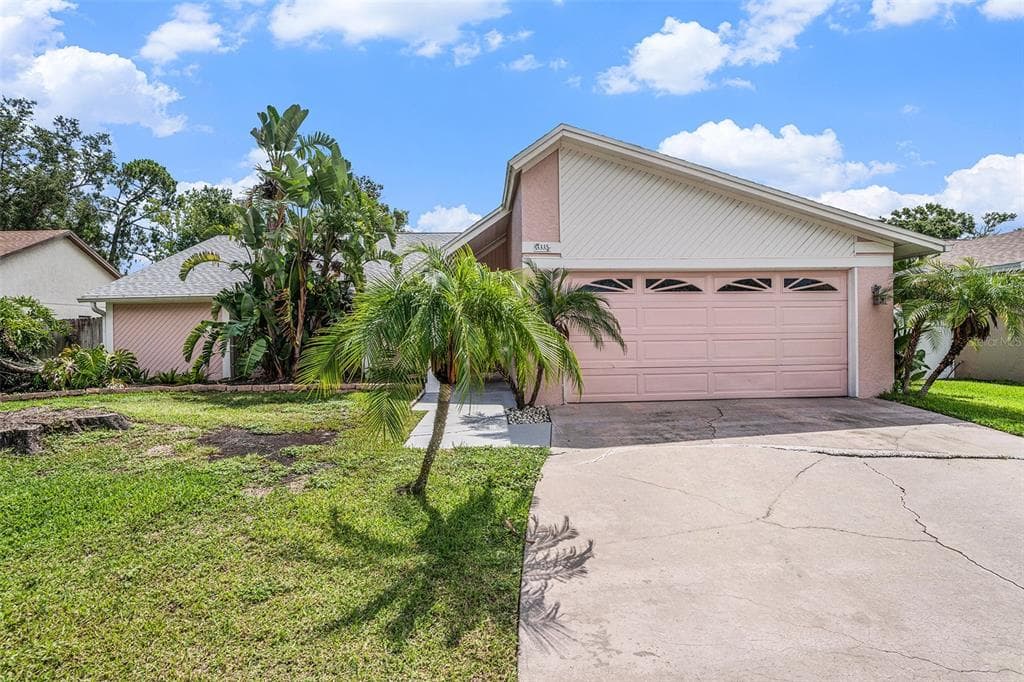 3335 FOXRIDGE CIRCLE TAMPA, FL 33618