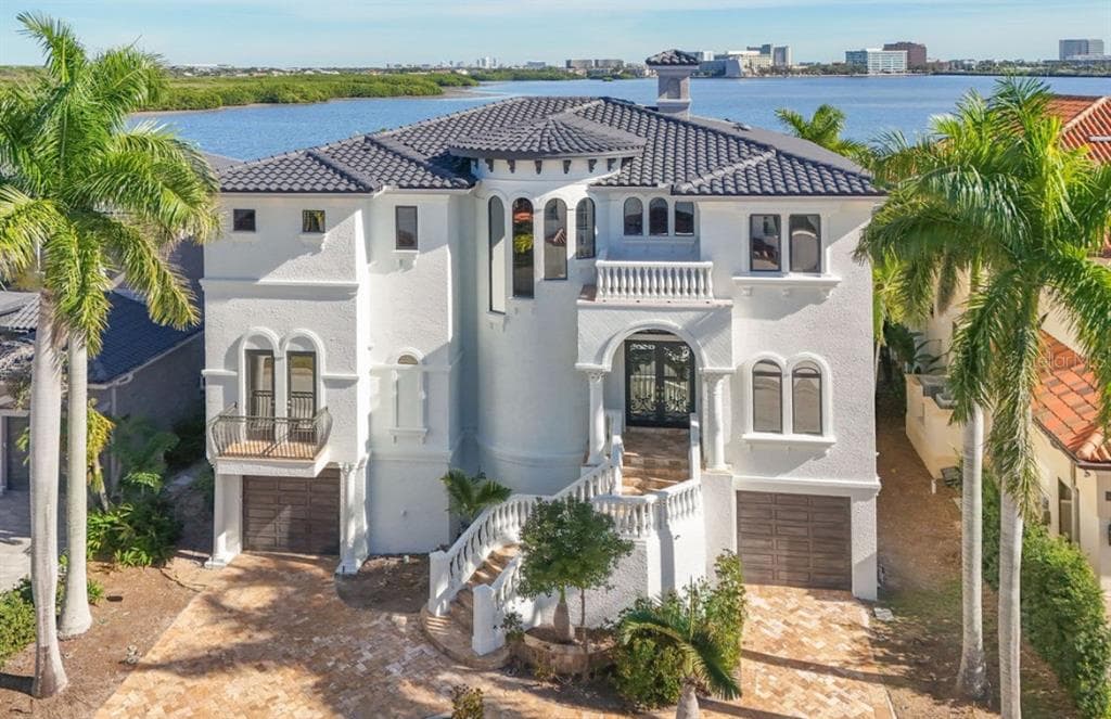 4107 CAUSEWAY VISTA DRIVE TAMPA, FL 33615