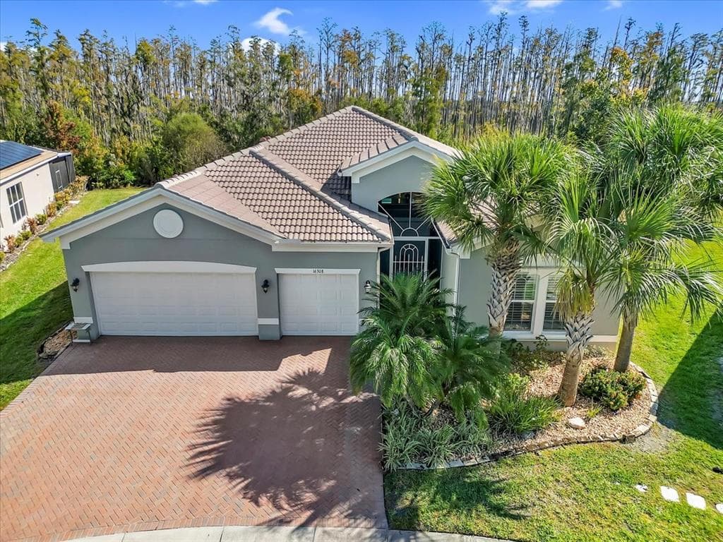 16308 GARNET GLEN PLACE WIMAUMA, FL 33598