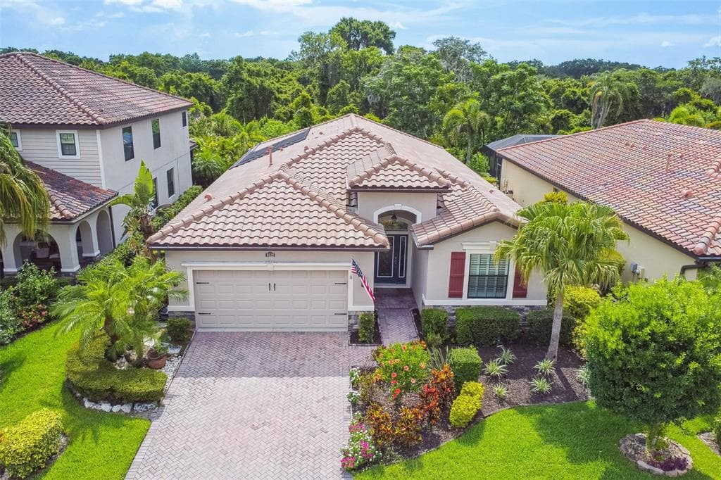 8112 36TH STREET E SARASOTA, FL 34243