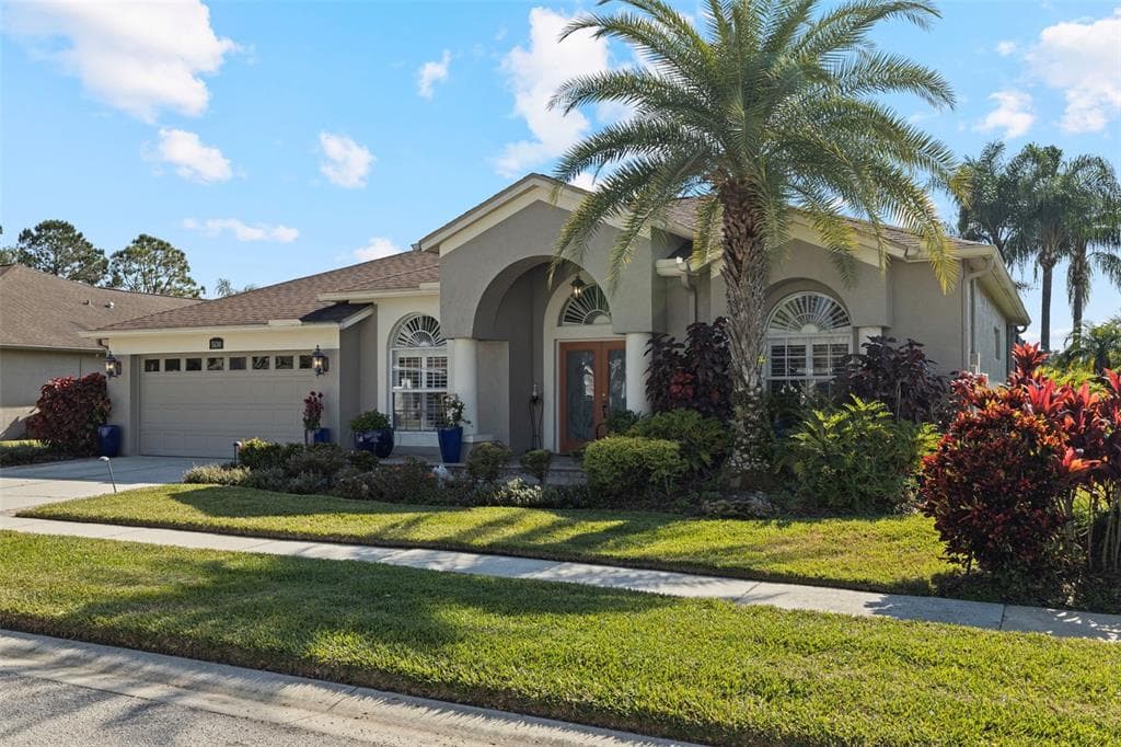 5130 SPECTACULAR BID DRIVE WESLEY CHAPEL, FL 33544