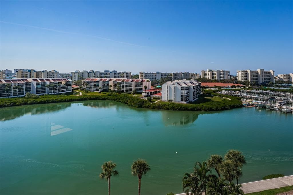 7400 SUN ISLAND DRIVE S UNIT 806 SOUTH PASADENA, FL 33707