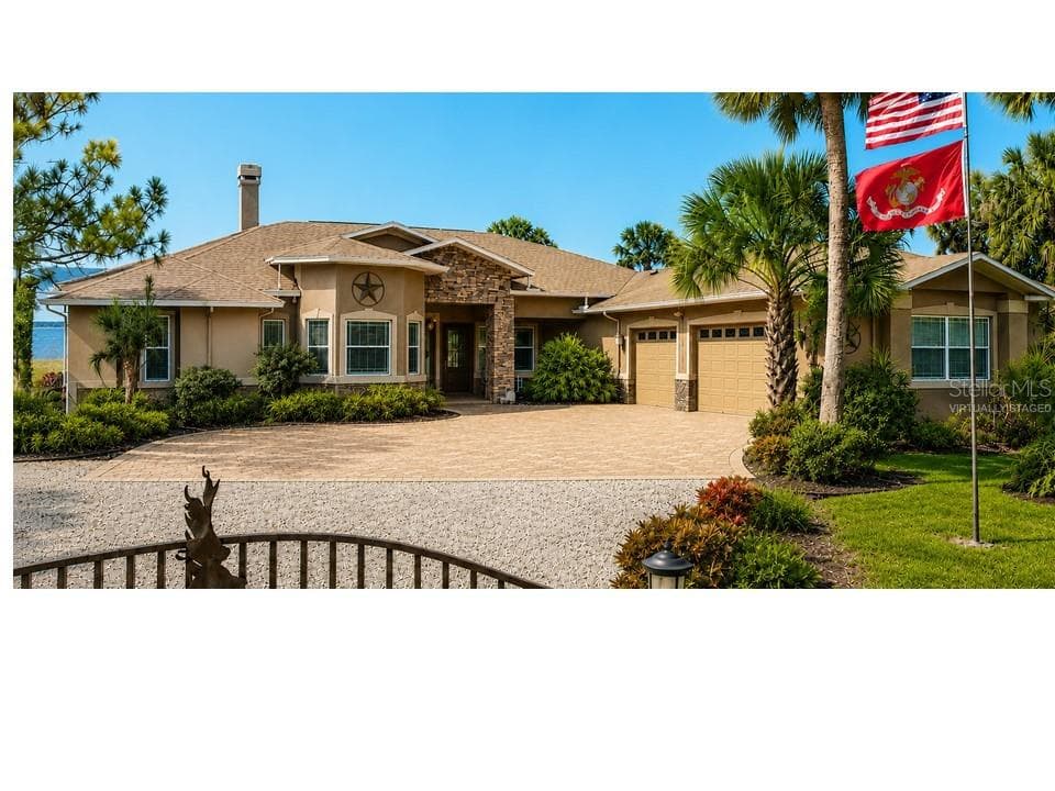 2209 LOST RIVER TRAIL RUSKIN, FL 33570