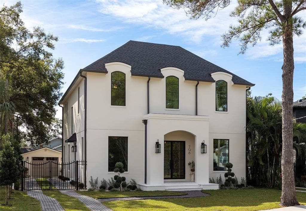 706 W AMELIA AVENUE TAMPA, FL 33602