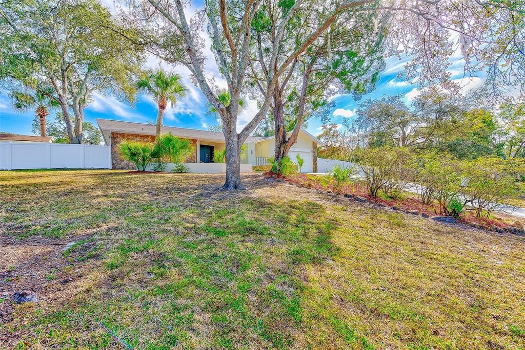 9954 SWEET BAY COURT