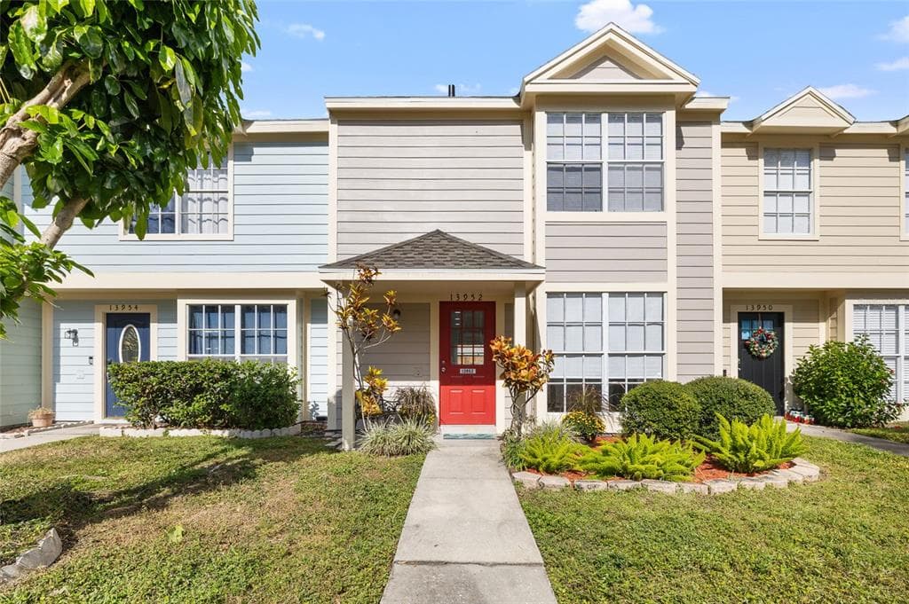 13952 FLETCHERS MILL DRIVE TAMPA, FL 33613