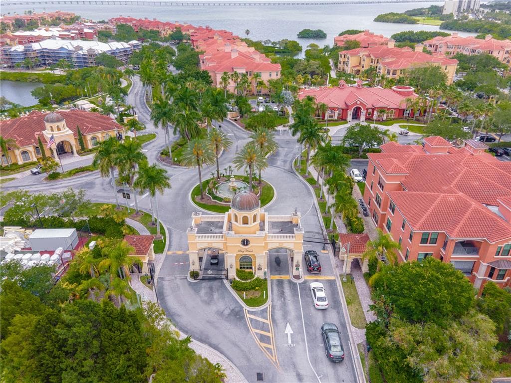 2713 VIA MURANO UNIT 219 CLEARWATER, FL 33764