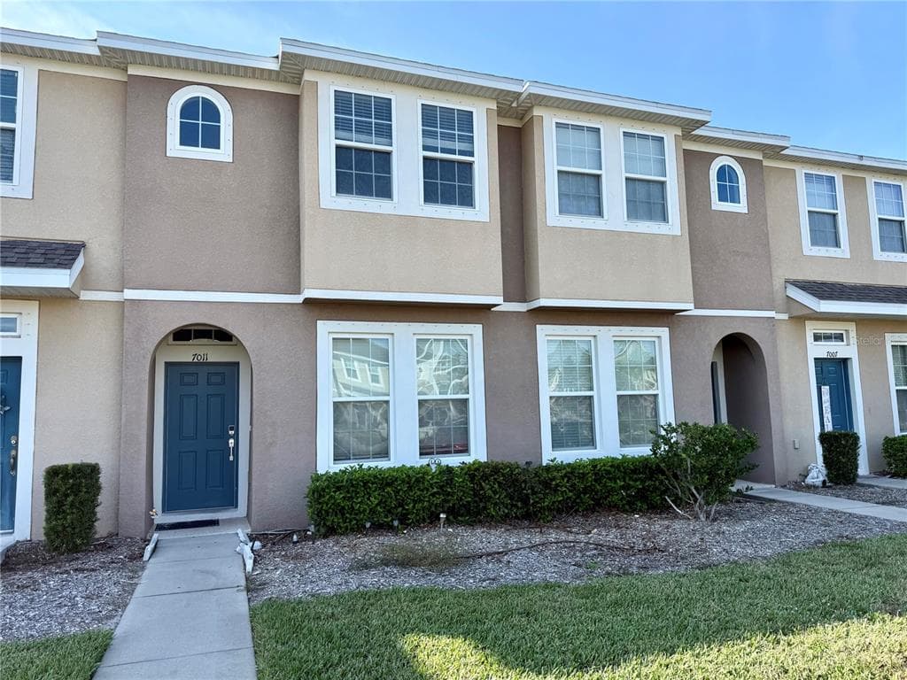 7011 WHITE TREETOP PLACE RIVERVIEW, FL 33578