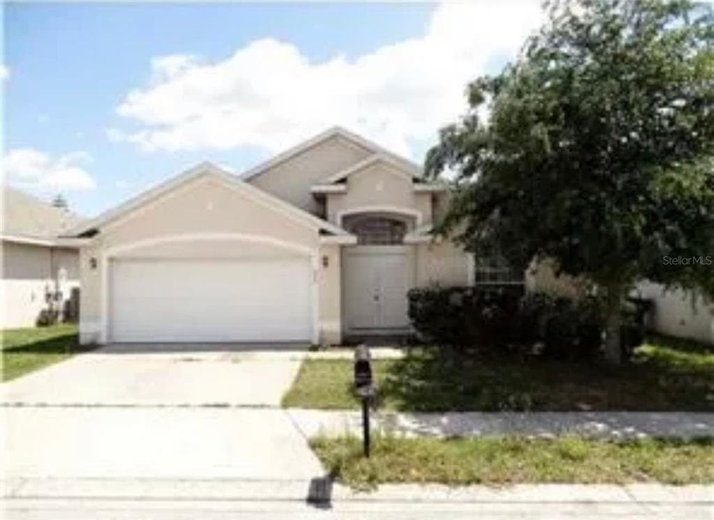 855 BRAYTON LANE DAVENPORT, FL 33897