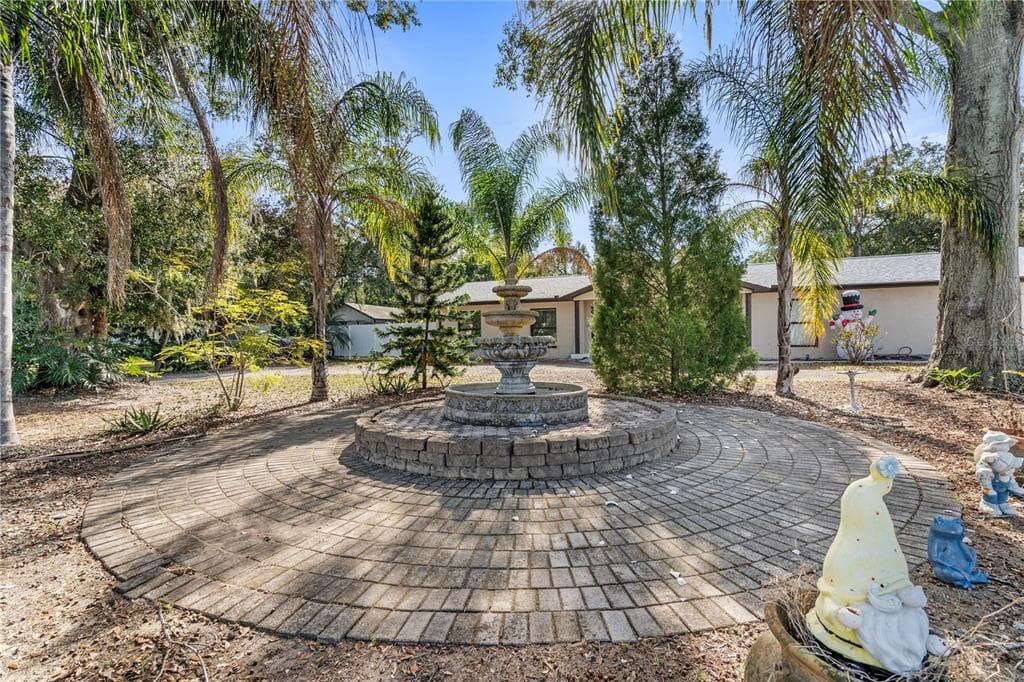 905 BAMA ROAD BRANDON, FL 33511
