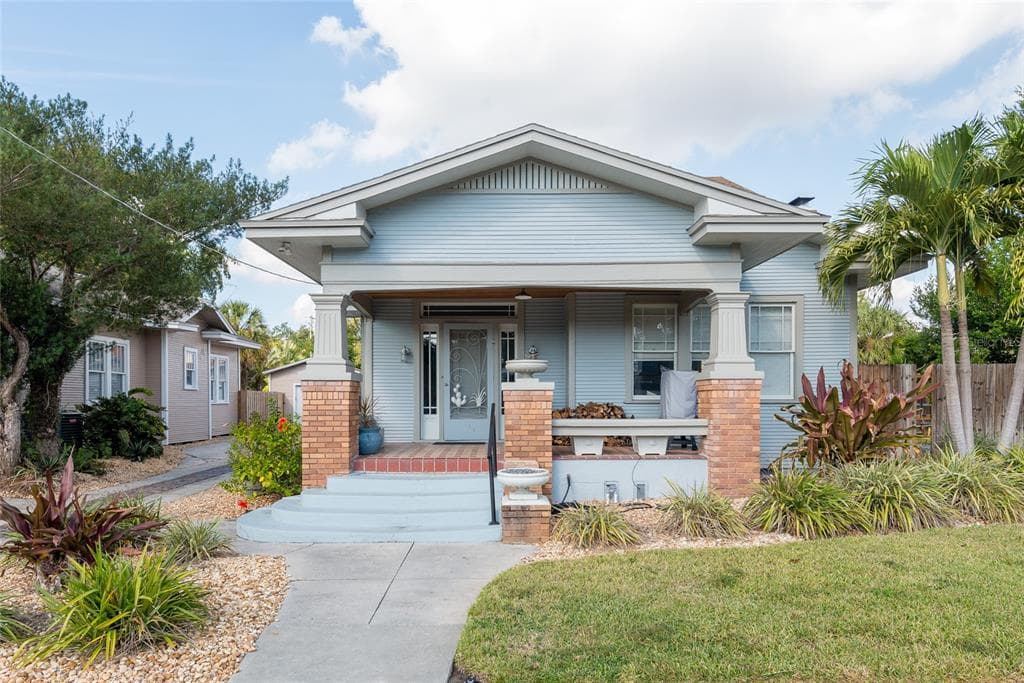 705 W ALFRED STREET TAMPA, FL 33603
