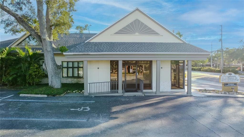 1201 S MYRTLE AVENUE CLEARWATER, FL 33756