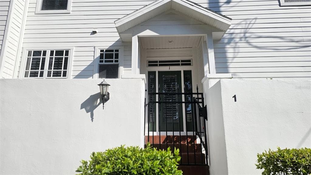 113 BOSPHOROUS AVENUE UNIT 1 TAMPA, FL 33606