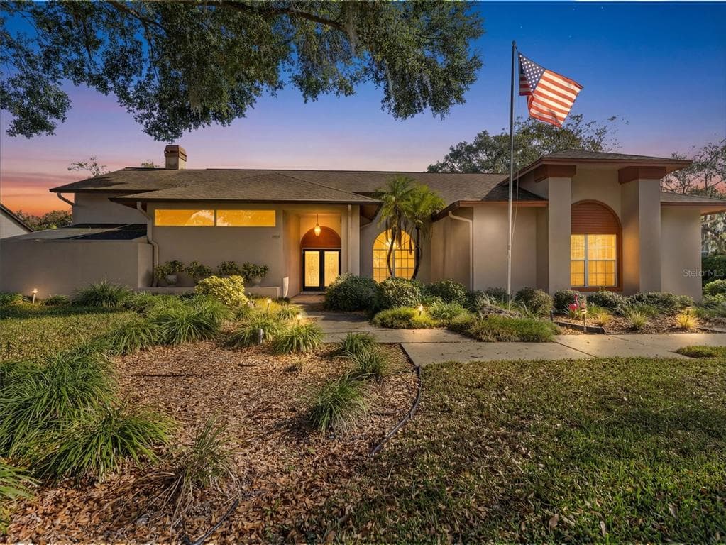 18103 CLEAR LAKE DRIVE LUTZ, FL 33548