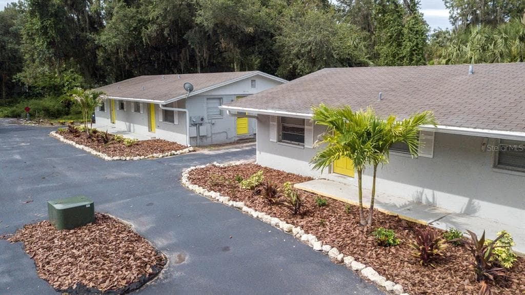 8016 EMI ANN LANE RIVERVIEW, FL 33578