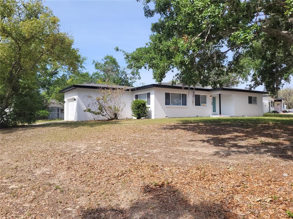 105 FOREST PARK AVENUE TEMPLE TERRACE, FL 33617