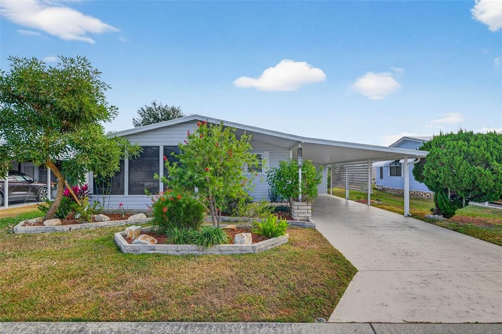 3904 WILLIAM HUME DRIVE ZEPHYRHILLS, FL 33541