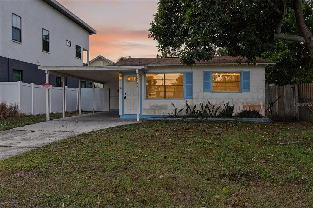 2480 18TH AVENUE N ST PETERSBURG, FL 33713