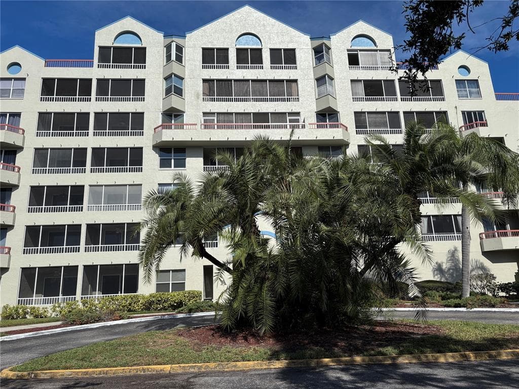 2333 FEATHER SOUND DRIVE UNIT A104 CLEARWATER, FL 33762