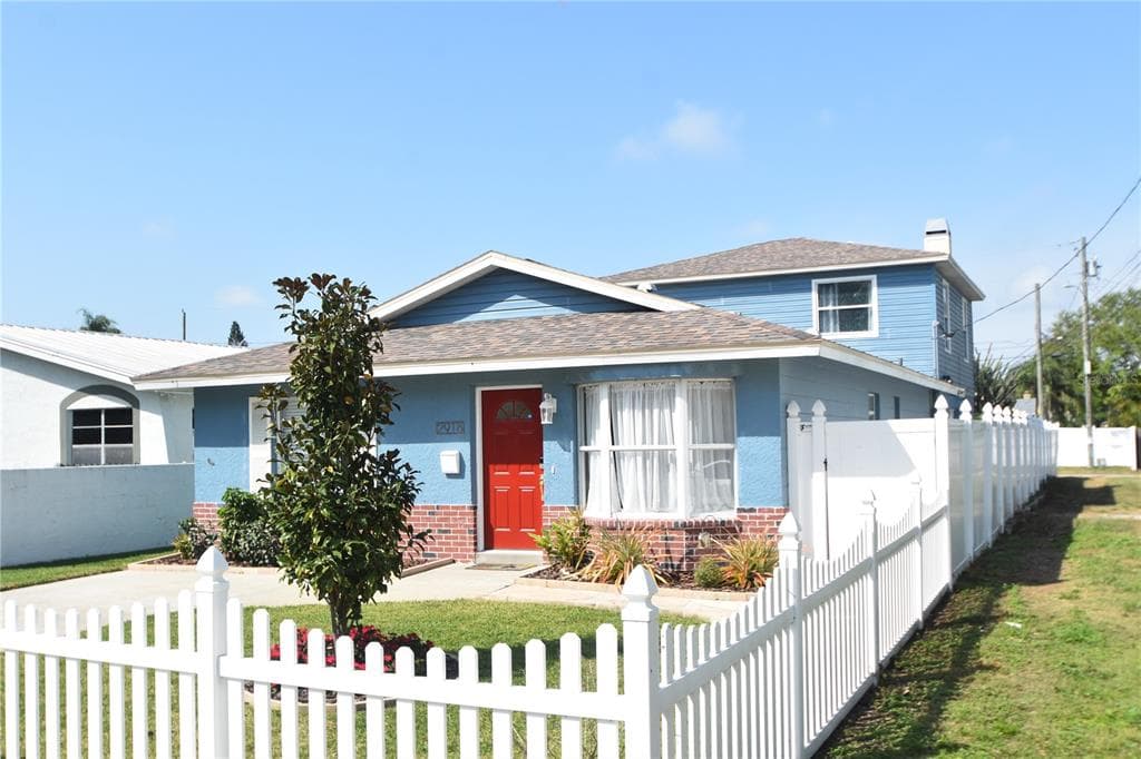 2918 10TH STREET N ST PETERSBURG, FL 33704