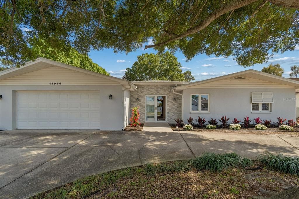 12946 88TH AVENUE SEMINOLE, FL 33776