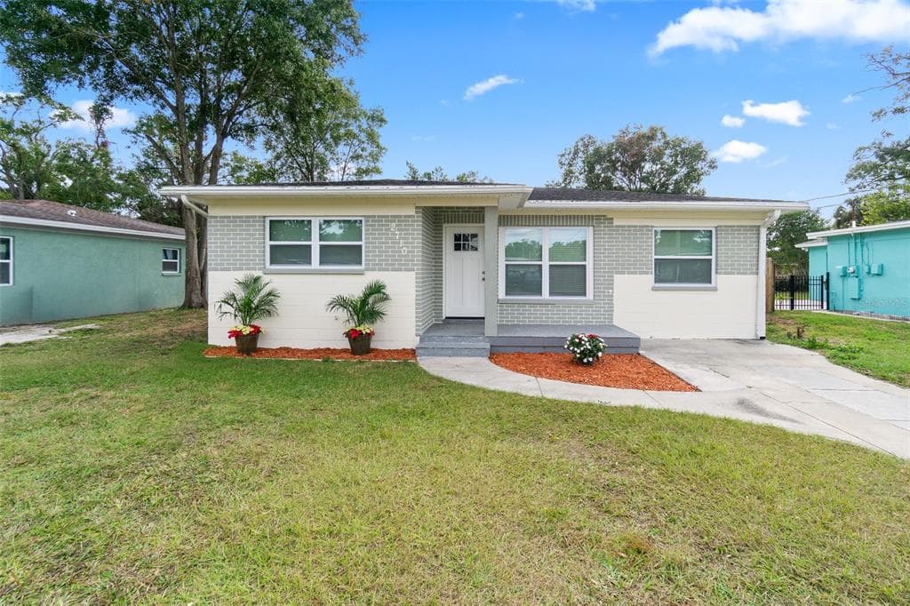 2710 W NASSAU STREET