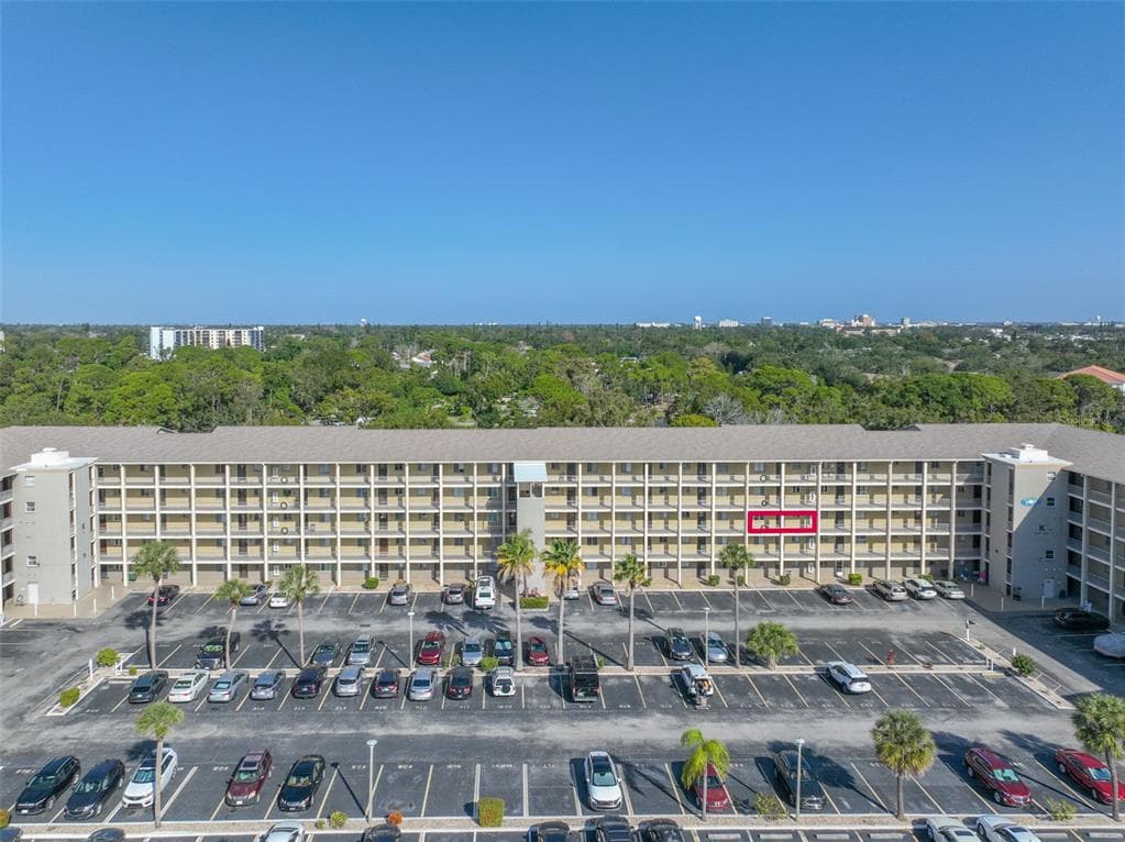 3656 LAKE BAYSHORE DR, BLDG K UNIT 319 BRADENTON, FL 34205