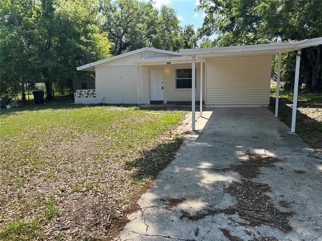 7001 32ND AVENUE S TAMPA, FL 33619