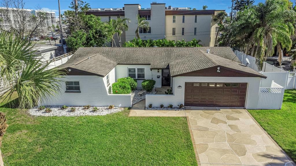 3887 50TH AVENUE S ST PETERSBURG, FL 33711