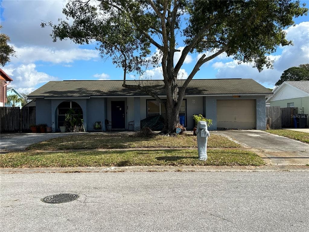 7315 W POCAHONTAS AVENUE TAMPA, FL 33634