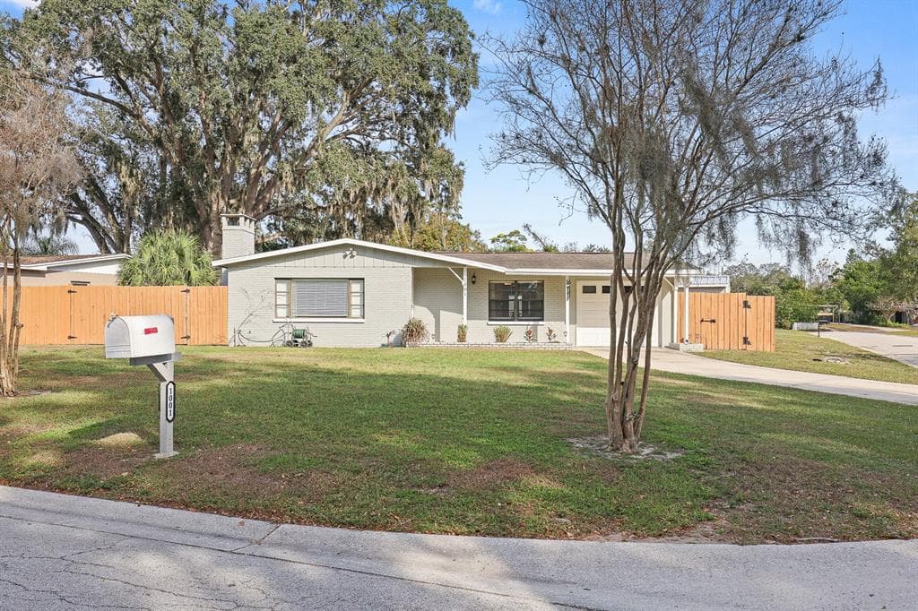 1001 ALPINE DRIVE BRANDON, FL 33510