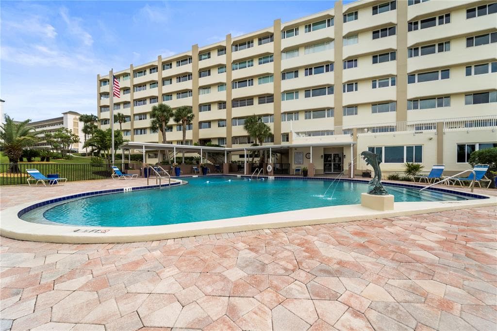 100 BLUFF VIEW DRIVE UNIT 609A BELLEAIR BLUFFS, FL 33770