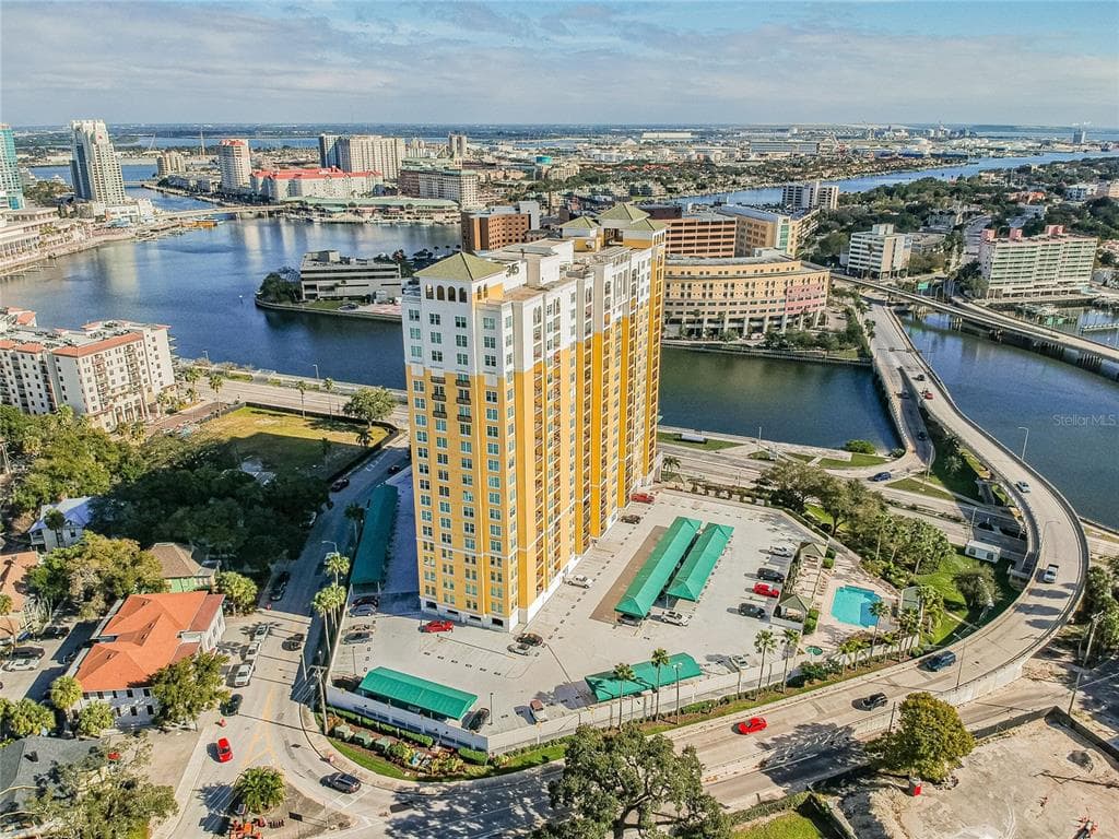 345 BAYSHORE BOULEVARD UNIT 1710 TAMPA, FL 33606