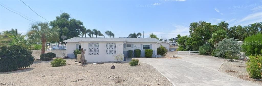 3435 SEA HOLLY LANE