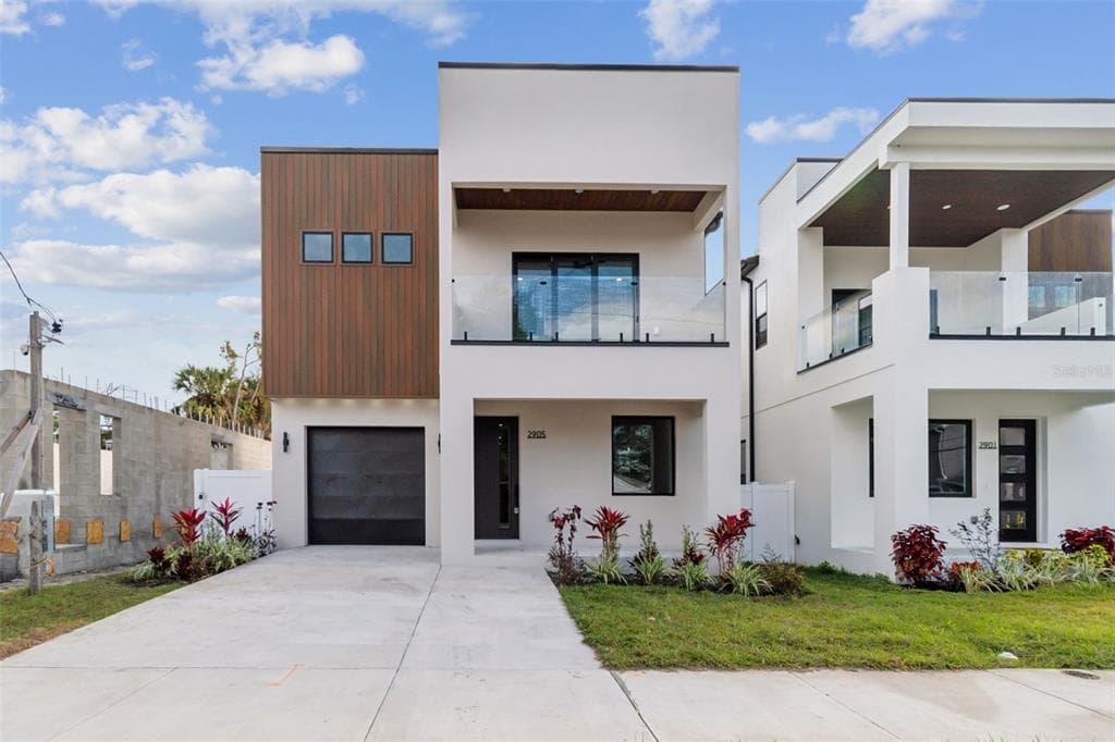 2905 N 21ST STREET TAMPA, FL 33605