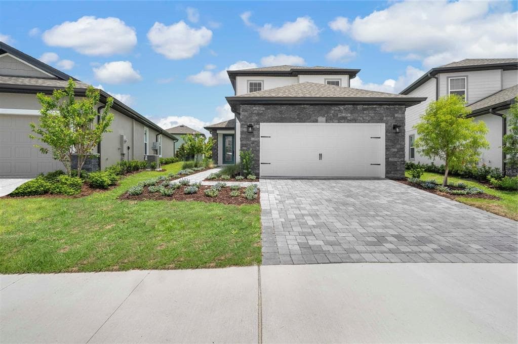 7677 SOMERSWORTH DRIVE KISSIMMEE, FL 34747