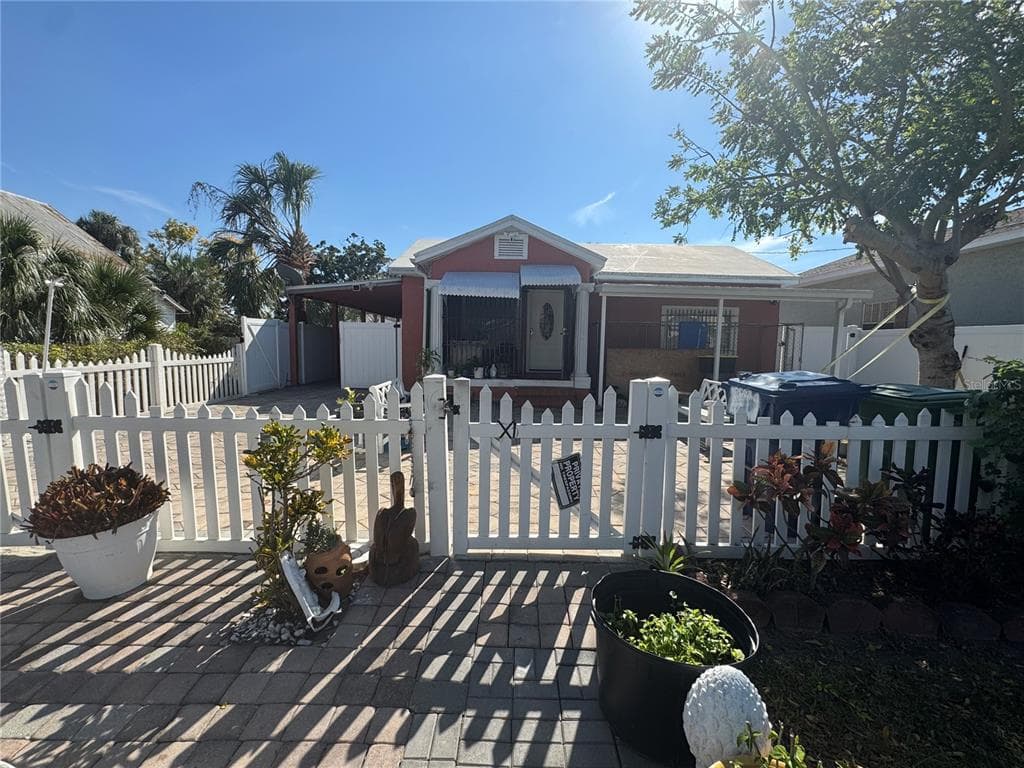 2312 W LA SALLE STREET TAMPA, FL 33607