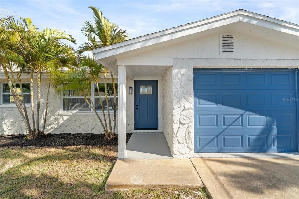 13804 VICTOR AVENUE HUDSON, FL 34667