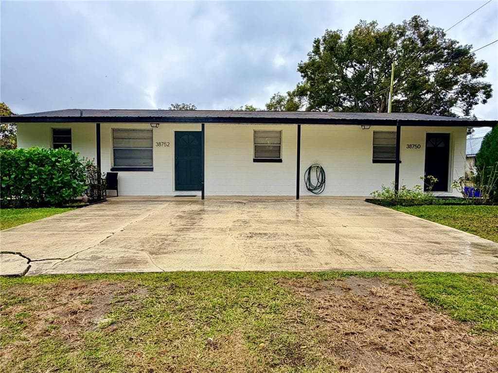 38750 & 38752 2ND AVENUE ZEPHYRHILLS, FL 33542