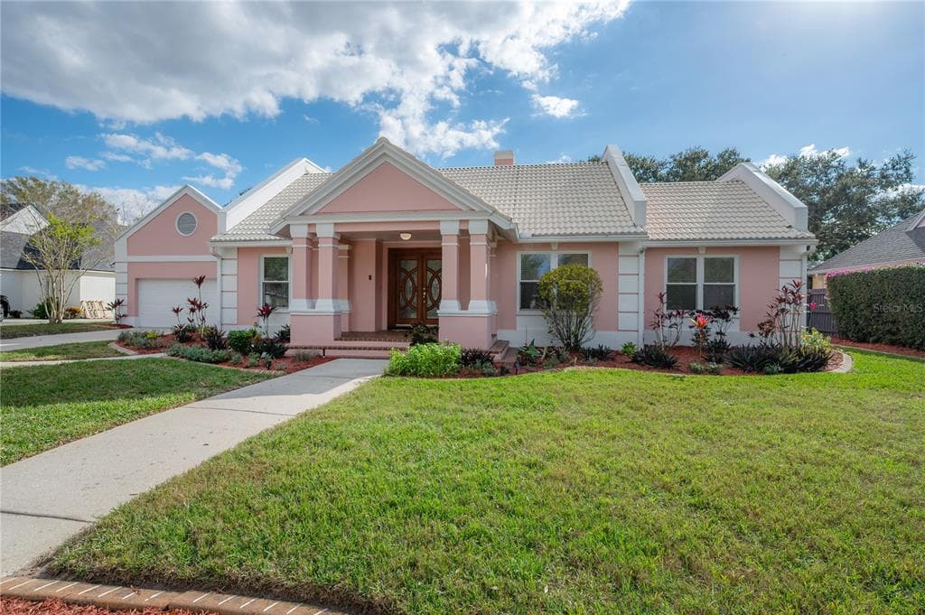 2908 WHITTINGTON PLACE TAMPA, FL 33618
