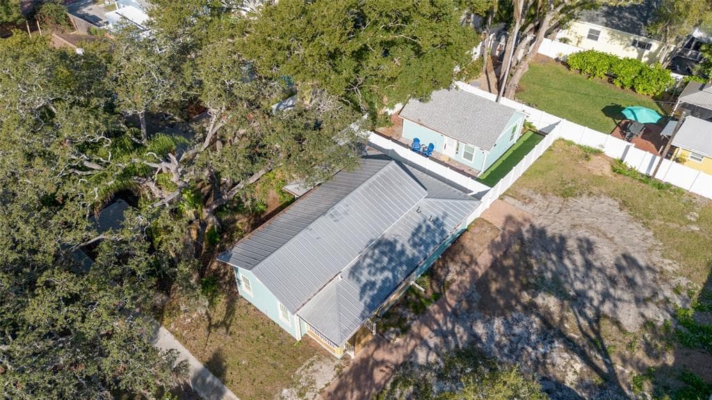 448 LOCKLIE STREET DUNEDIN, FL 34698