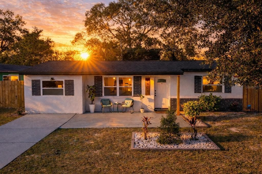 6901 78TH AVENUE N PINELLAS PARK, FL 33781