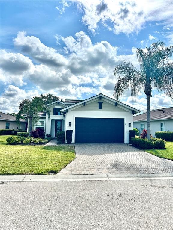 5033 LAKE OVERLOOK AVENUE BRADENTON, FL 34208
