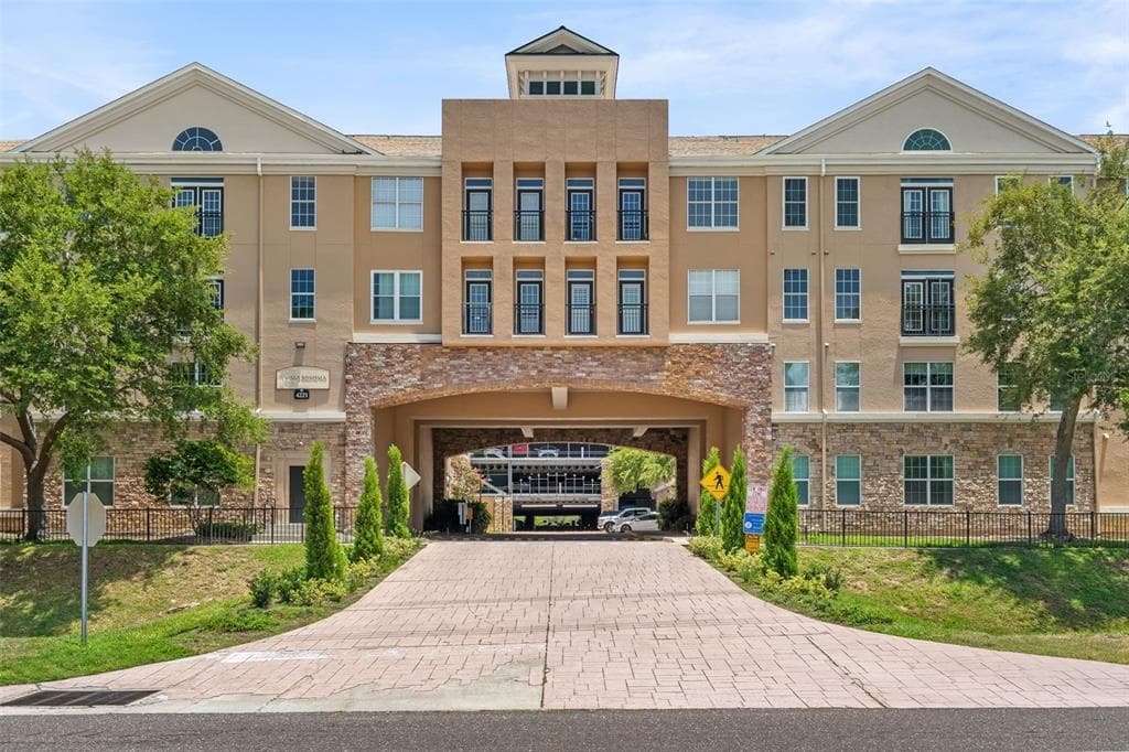 4221 W SPRUCE STREET UNIT 1310 TAMPA, FL 33607