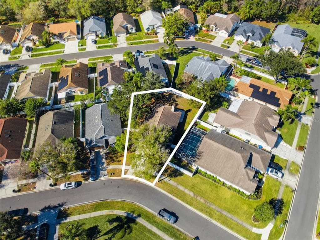 13420 SUNVALE PLACE TAMPA, FL 33626