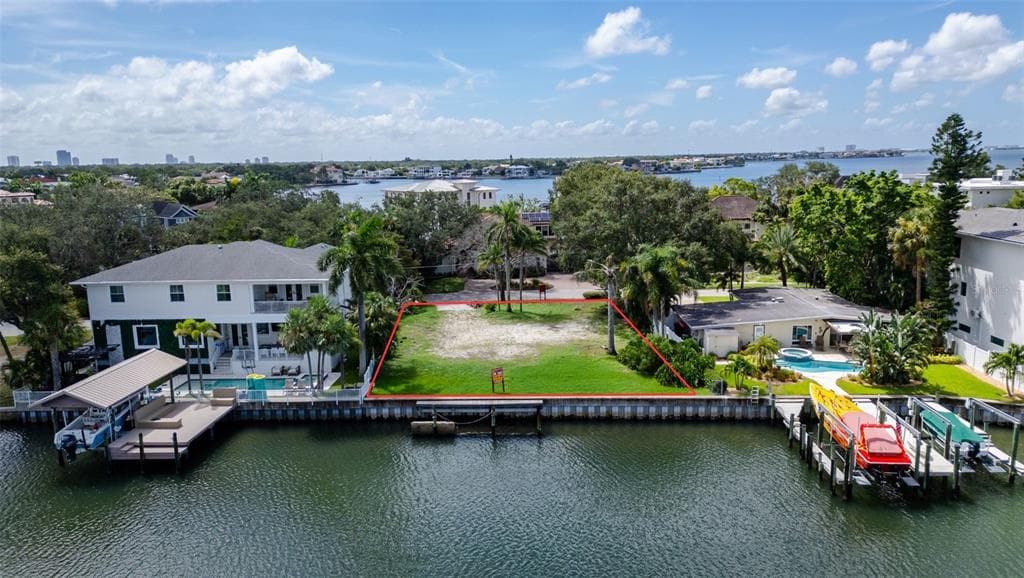 52 SANDPIPER ROAD TAMPA, FL 33609