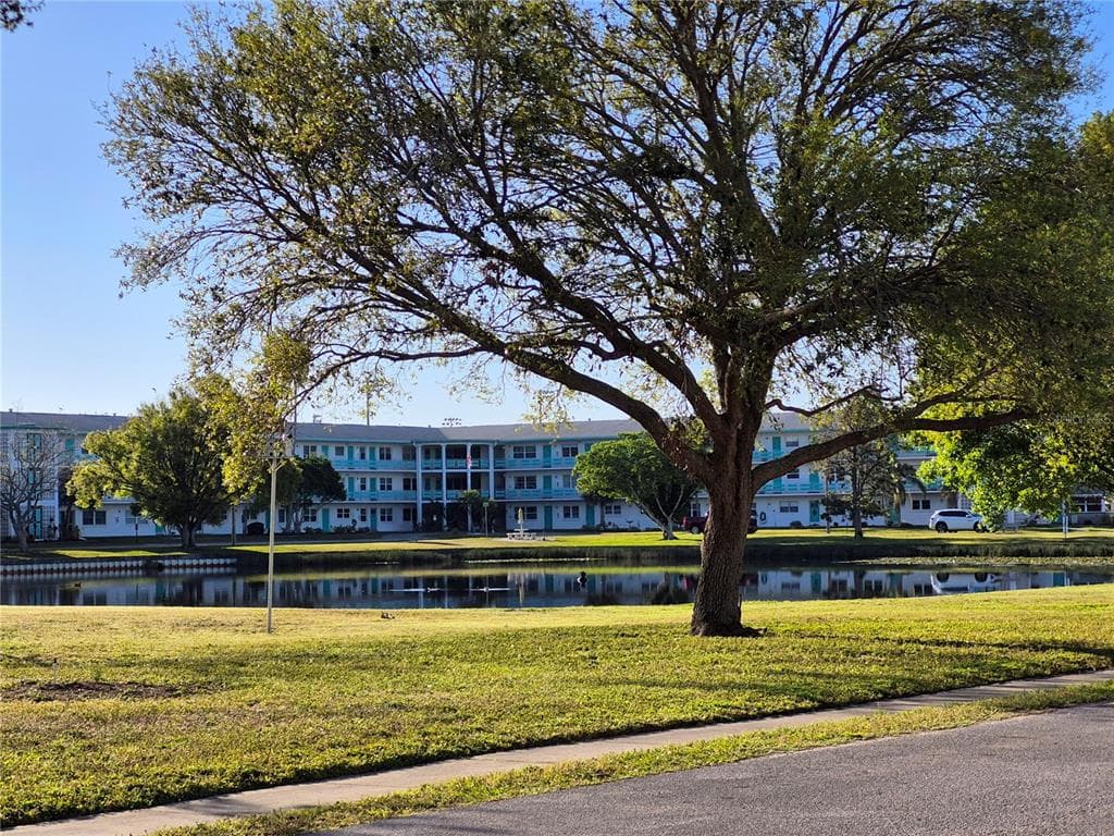 6000 20TH STREET N UNIT 116 ST PETERSBURG, FL 33714